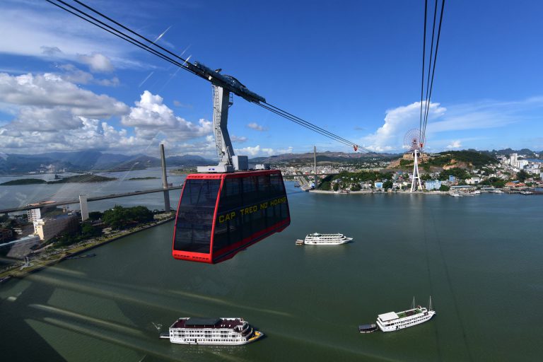 Ha Long Park cable car